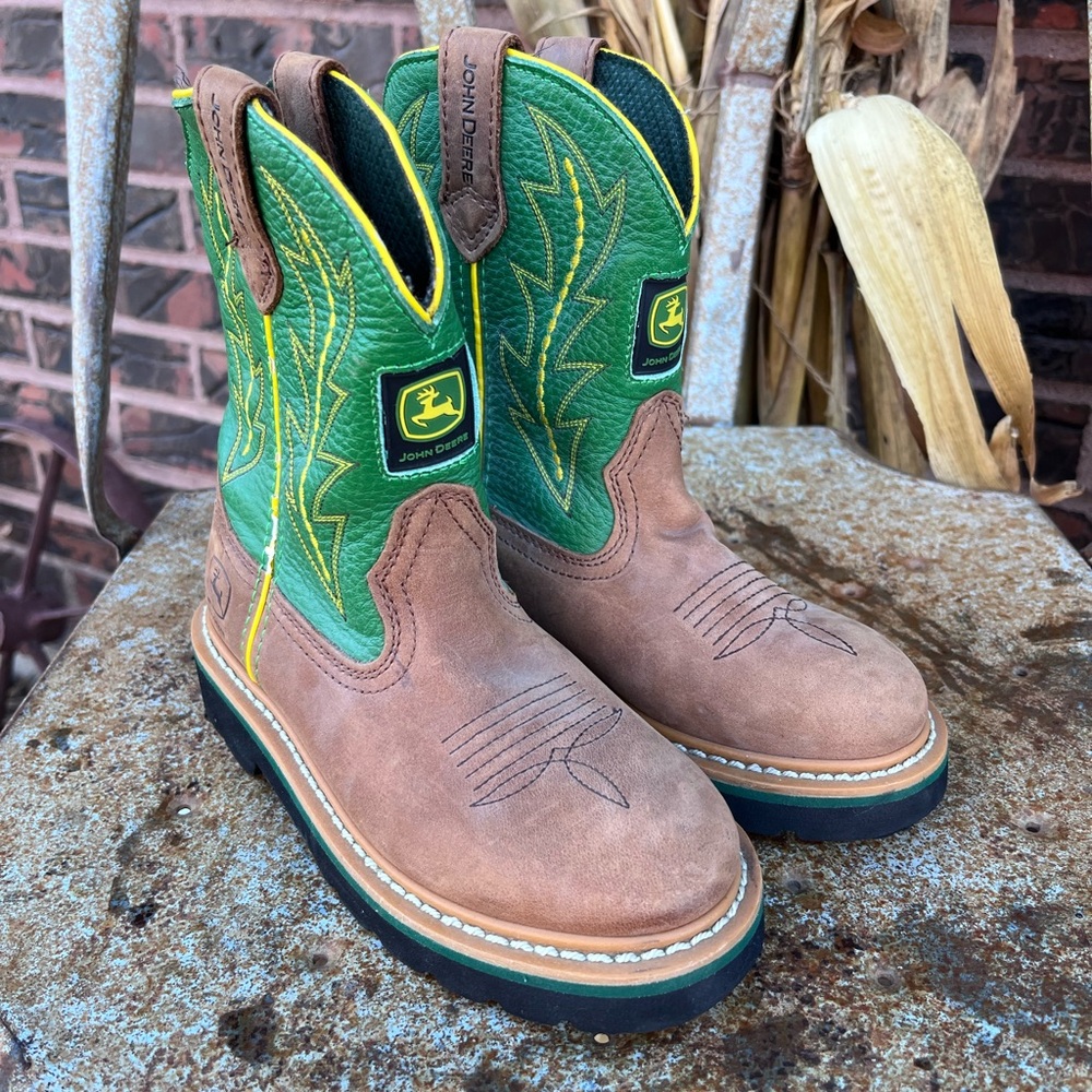 John Deere Kid’s Boots. Size 13M.